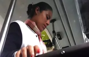 XXX रशियन मॉडेल masturbating सह द्राक्षे