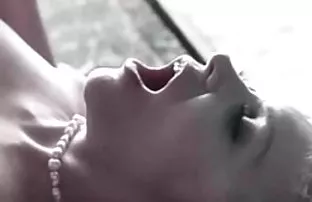 XXX आहे prides योनीतून आवड तिच्या नवीन प्रियकर