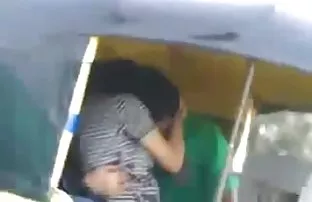 XXX त्याच्या प्रियकर संभोग एक मोठा लंड मोहक कुत्री