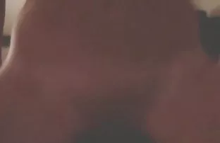 XXX माणूस fucked दोन कामुक मैत्रिणींना आणि समस्या-मुक्त वीर्य उडवणे पुच्ची, त्यापैकी एक