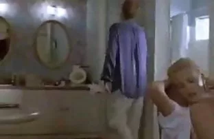 XXX सुंदर सोनेरी wanted to have sex with प्रियकर असताना तिच्या आई आहे शॉवर
