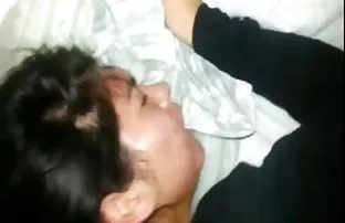 XXX तीन बालके आहेत काम करून एक विशाल बूल्ला