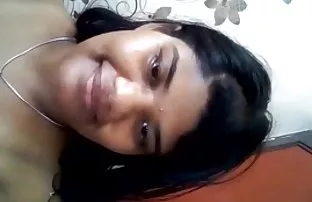 XXX एक चांगला संभोग एक तरुण चिक मांजर