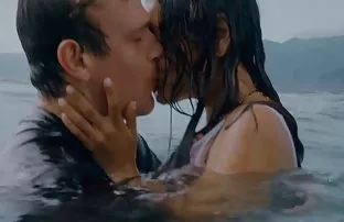 XXX एकही आसन मध्ये थंड कार स्पष्ट चिक Fucks