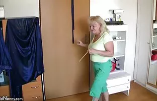 XXX Lesbians डॉल्बी रबर कृत्रिम लंड मध्ये पार्शवी चोदन