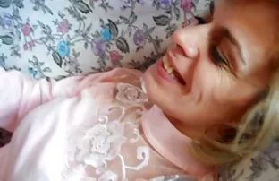 XXX दोन लज्जतदार पुच्ची वर उडी मारली दोन penises