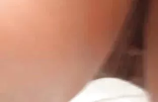 XXX रशियन होममेड अश्लील तरुण सुंदर मुलगी.