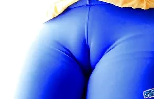 XXX सुंदर दाट तपकिरी रंगाचे केस Fucks मध्ये भोक केल्या सरदार