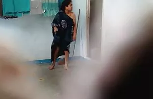 XXX कोंबडा शोषक आणि wanking त्यांचे पाय लंड प्रियकर