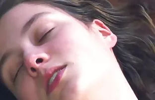 XXX छान माणूस fucked त्याची मैत्रीण