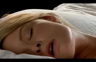 XXX नवशिक्या स्त्री पुरुष समागम Flirty दाट तपकिरी रंगाचा केसाची व्यक्ती