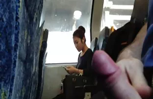 XXX वेब-मॉडेल शो त्यांच्या butts कॅमेरा
