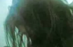 XXX धावा एक लज्जतदार लंड त्याच्या तरुण प्रियकर वर पायऱ्या